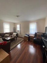 44 Maple St in Providence, RI - Building Photo