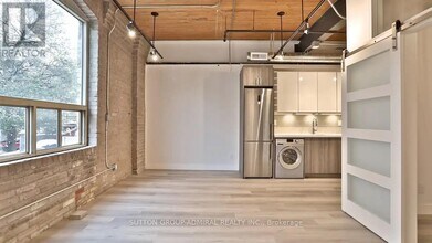 34 Noble St in Toronto, ON - Building Photo - Building Photo