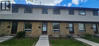210 Glamis Rd in Cambridge, ON - Building Photo