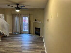 1138 Neon Way in Louisville, KY - Building Photo - Building Photo