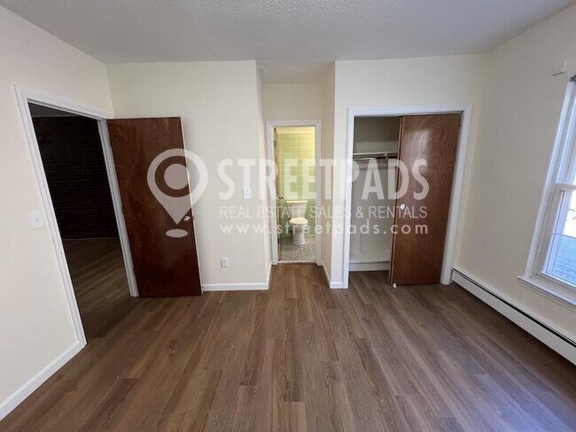 54 S Huntington Ave in Boston, MA - Building Photo - Building Photo