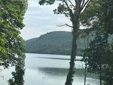 8 Lake St in Cooperstown, NY - Building Photo - Building Photo