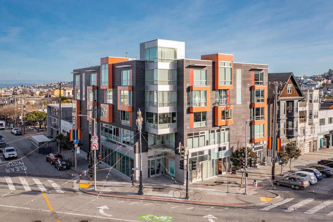 ICON in San Francisco, CA - Foto de edificio