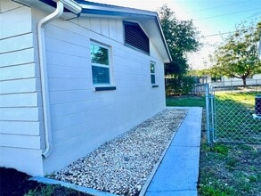 3543 Kingsbury Dr in Holiday, FL - Building Photo - Building Photo