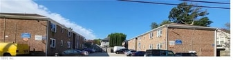 171 W Balview Ave in Norfolk, VA - Building Photo
