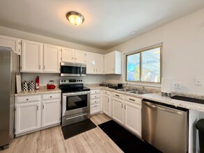 2708 W 98th Dr in Federal Heights, CO - Building Photo - Building Photo