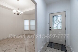 103 Silver Terrace in Universal City, TX - Building Photo - Building Photo