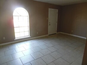 8030 Arcadia Ln, Unit 8030 ARCADIA LANE in New Orleans, LA - Building Photo - Building Photo