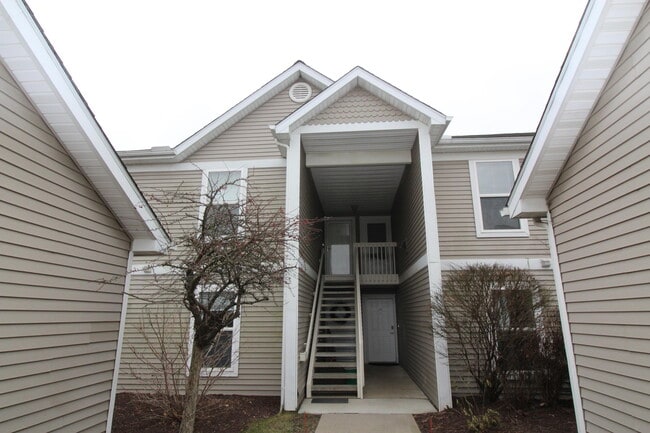 1411 Heatherwood Ln in Ann Arbor, MI - Building Photo - Building Photo