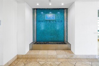 1325 Snell Isle Blvd NE in St. Petersburg, FL - Building Photo - Building Photo