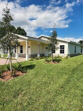 22065 Miami Ave in Miami, FL - Building Photo - Building Photo