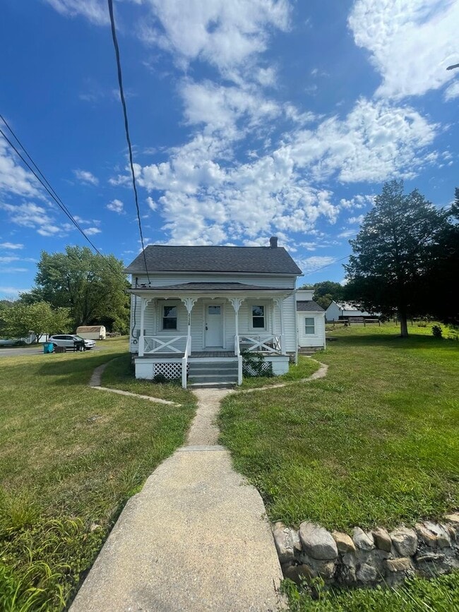 21328 Mt Lena Rd in Boonsboro, MD - Building Photo - Building Photo