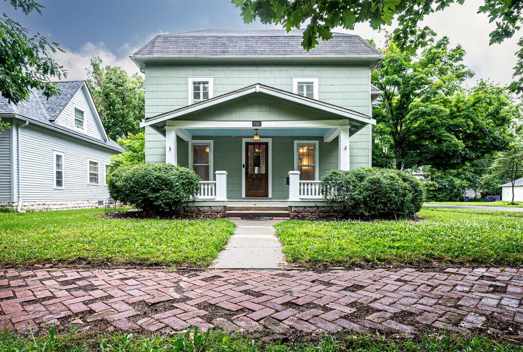 731 Osage St in Manhattan, KS - Building Photo