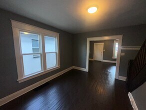 1569 Aberdeen Ave in Columbus, OH - Building Photo - Building Photo