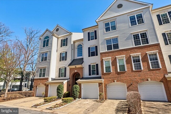 4691 Longstreet Ln in Alexandria, VA - Building Photo - Building Photo