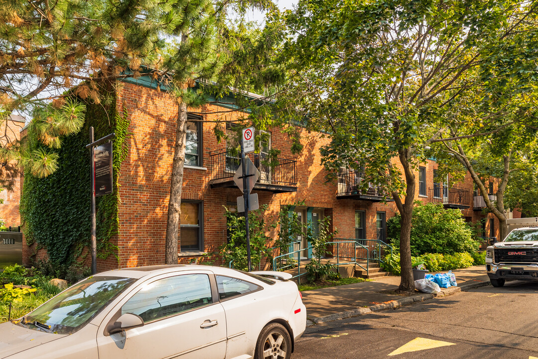 1793-1819 Wolfe Rue in Montréal, QC - Building Photo