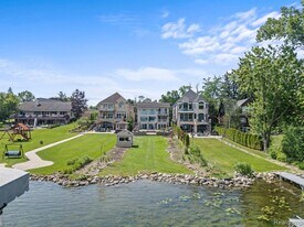 2380 Walnut Lake Rd in West Bloomfield, MI - Building Photo