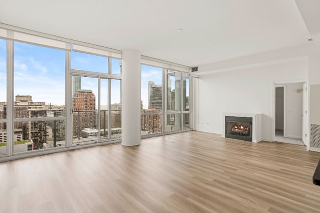 property at 102 W Polk St