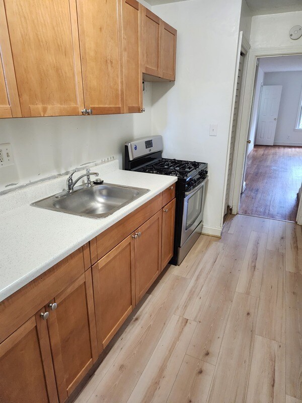 331 Parkland Pl SE in Washington, DC - Building Photo - Building Photo