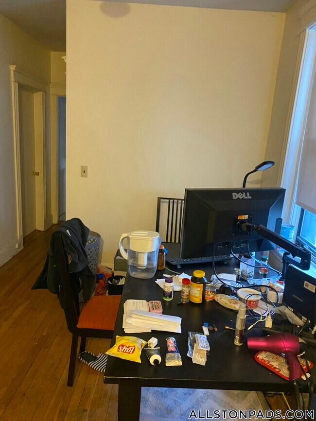 1148 Commonwealth Ave in Boston, MA - Foto de edificio - Building Photo