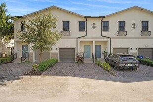 757 SW 11th St in Florida City, FL - Building Photo