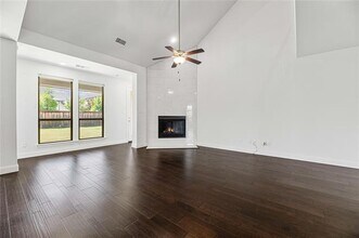 880 Mountain Laurel Dr in Prosper, TX - Foto de edificio - Building Photo