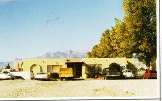 5213 W Cheyenne Ave in Las Vegas, NV - Building Photo