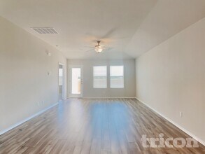 5121 Sidesaddle Dr in Georgetown, TX - Building Photo - Building Photo