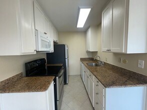 14 San Jose Ave in Pacifica, CA - Building Photo - Building Photo