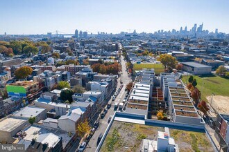 1865 Frankford Ave in Philadelphia, PA - Building Photo - Building Photo