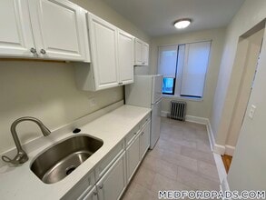 53 Fellsway W, Unit 18 in Medford, MA - Building Photo - Building Photo