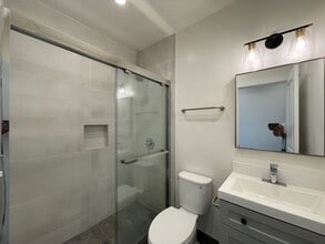 94 Clearview Dr in Daly City, CA - Foto de edificio - Building Photo