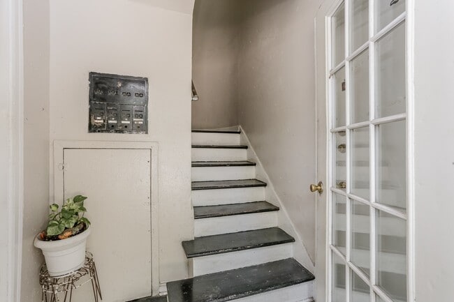 property at 1828 W Main St