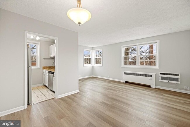 235 N George Mason Dr in Arlington, VA - Building Photo - Building Photo