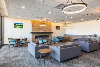 Willoughby Corner in Lafayette, CO - Foto de edificio - Interior Photo