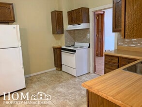 704 N 2nd St, Unit 1 in Mankato, MN - Foto de edificio - Building Photo