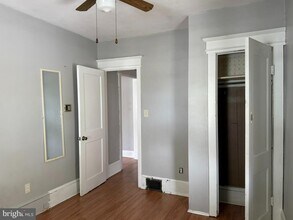 132 Homecrest Ave in Ewing Township, NJ - Building Photo - Building Photo