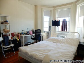 1179 Boylston St, Unit 49 in Boston, MA - Foto de edificio - Building Photo