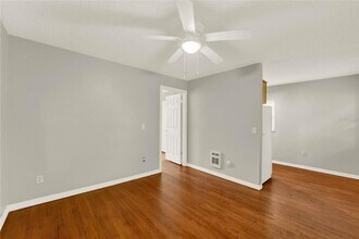 1020 Alba Dr in Orlando, FL - Building Photo - Building Photo