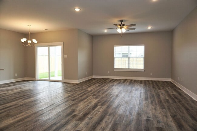 3604 Red Maple Wy in Jonesboro, AR - Building Photo - Building Photo
