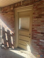 1511 Old Ranch Rd 12 in San Marcos, TX - Building Photo