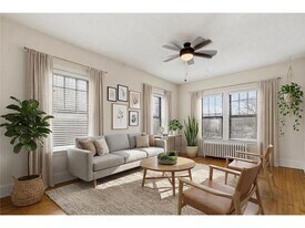 220 E 19th St in Minneapolis, MN - Building Photo