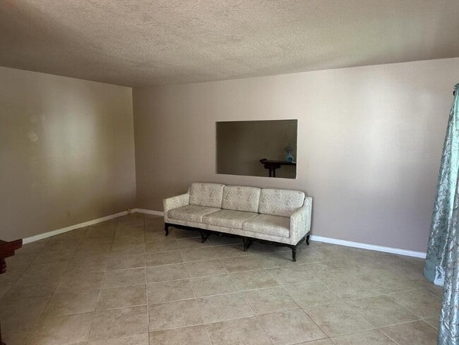 136 Coventry I in West Palm Beach, FL - Building Photo - Building Photo
