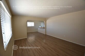 3026 W Lawrence Ln in Phoenix, AZ - Building Photo - Building Photo