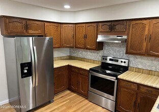 9B Portsmouth St in Manchester Township, NJ - Building Photo - Building Photo