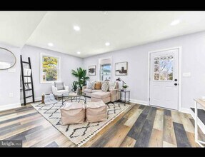 156 Osborn Rd in Aberdeen, MD - Foto de edificio - Building Photo