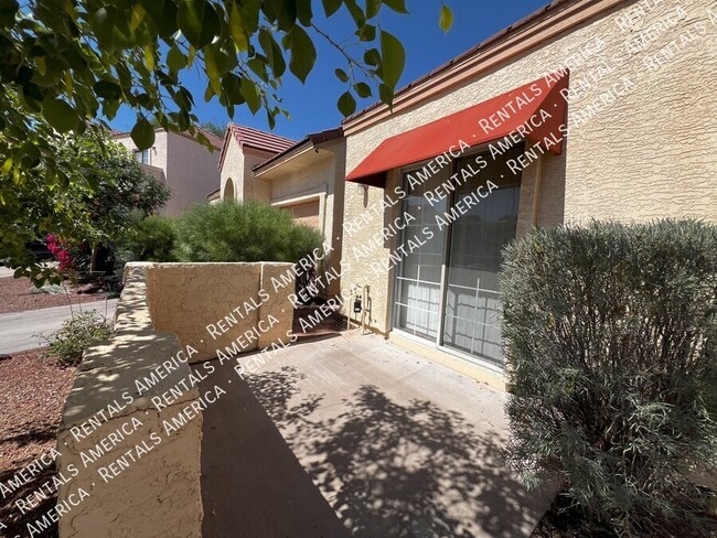 6338 S Colonial Way in Tempe, AZ - Building Photo - Building Photo