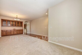 11722 Kouros Way in Rancho Cordova, CA - Building Photo - Building Photo