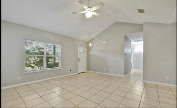 622 Dartmouth Ave in San Marcos, TX - Building Photo - Building Photo