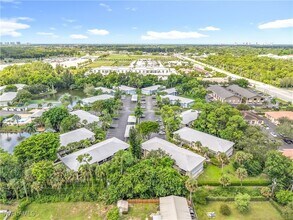 28120 Pine Haven Way in Bonita Springs, FL - Building Photo - Building Photo
